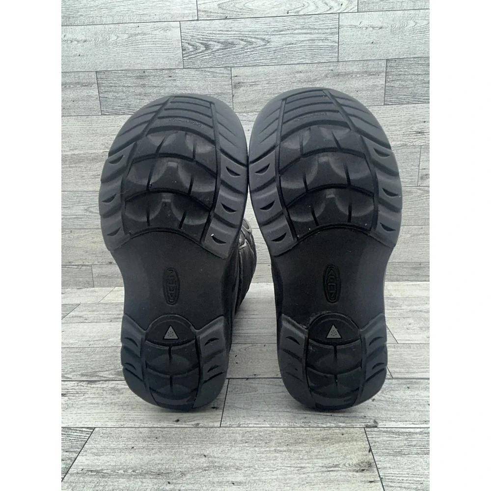 Keen Winter Boots Womens Size‎ 3 Waterproof Insulated Snow Outdoor Warm Shoes